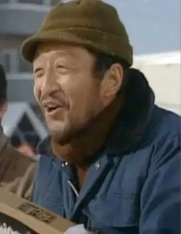 북쪽 나라에서 고로 씨 검은 칠판 고로 니트 모자