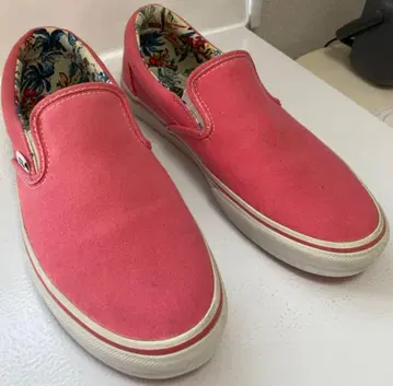 VANS 핑크 슬립온 스니커즈