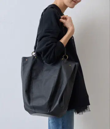 BEARDSLEY 튤립 가죽 백
