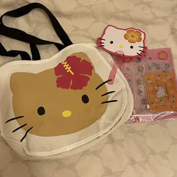 햇볕에 탄 키티 토트 세트