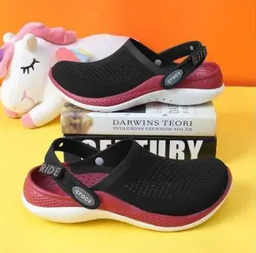 새상품 LiteRide by crocs 블랙 샌들 남녀 공용
