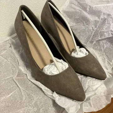 미사용 새상품 SESTO 펌프스 7cm 힐 그레이 베이지 24.5