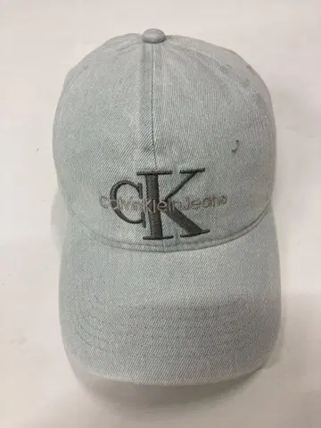 Calvin Klein 로고 자수 캡 라이트 그레이