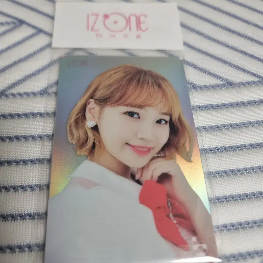 Le Sserafim Iz*one Kim Chaewon Transportation Card (sealed