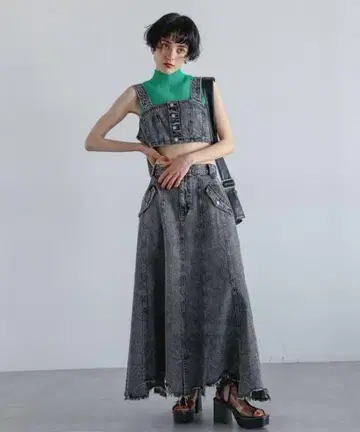 PAGEBOY 데님 뷔스티에 x 스커트