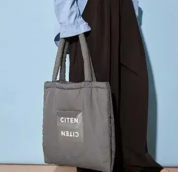 <CITEN> 패딩 클리어 로고 토트백