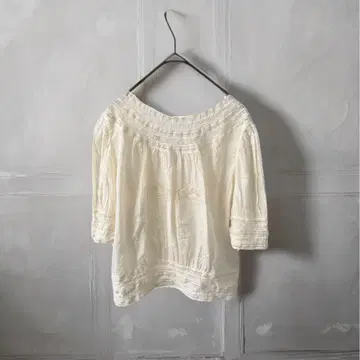 완판 ZARA 로맨틱 블라우스 ZW COLLECTION 2025 SS