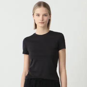 theory Tiny Tee 2 블랙 사이즈 P 택 포함 새상품