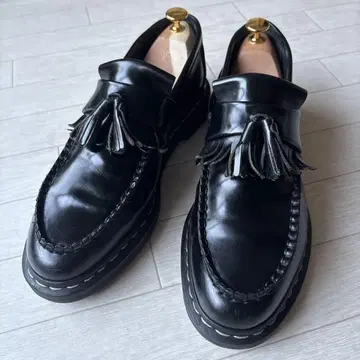 Dr. Martens ADRIAN 태슬 로퍼 별주 27.5cm