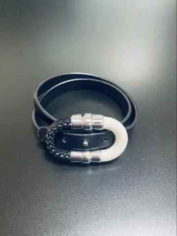 라릭 Lalique 단종 가죽 팔찌