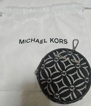 MICHAEL KORS 코인 케이스