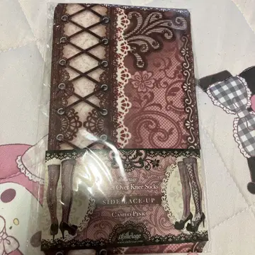 abilletage Cameo Pink 사이드 레이스업 오버니