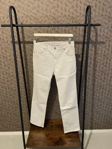 Eddie Bauer 화이트 스트레이트 팬츠 30x30