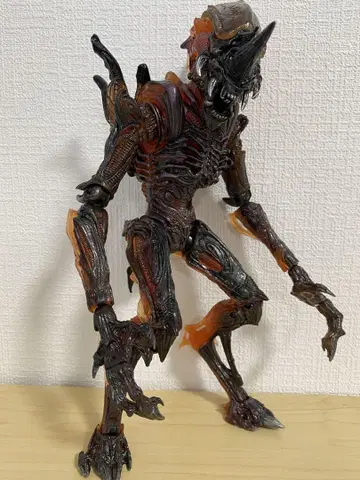 네카 NECA 에이리언 라이노 박스 없음