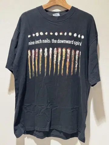 Nine Inch Nails 티셔츠 The Downward Spiral