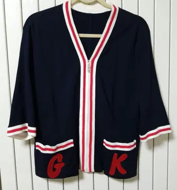 이타리야 네이비 5부 소매 상의 G K 자수