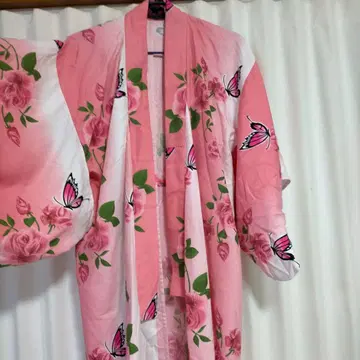 핑크 장미와 나비 유카타