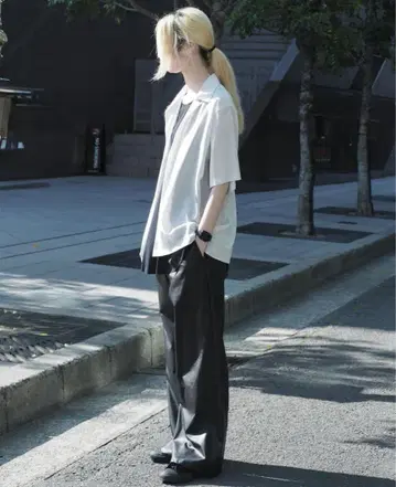 라드 뮤지션 25ss 인조 가죽 플레어 팬츠