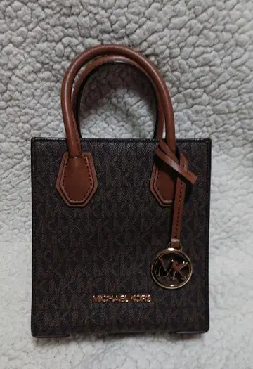 MICHAEL KORS 브라운 숄더백