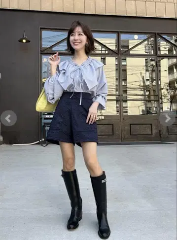 센트루니 엠보싱 숏팬츠