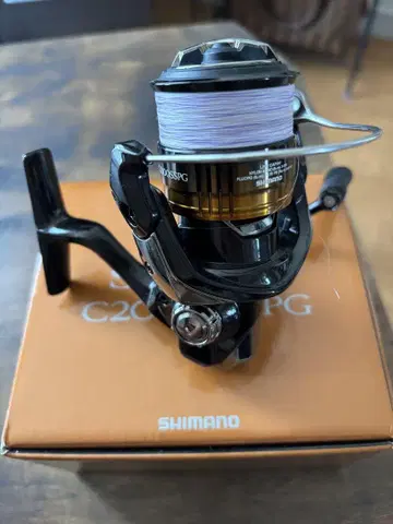 SHIMANO 소아레BB C2000PG 낚시릴