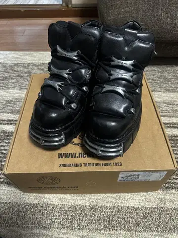 New Rock M-106-S1