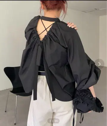 CAPRICIEUX LE'MAGE 백리본 셔츠 완판템
