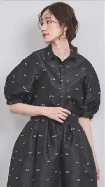 새상품급 유나이티드 애로우즈 자카드 셔츠 블랙