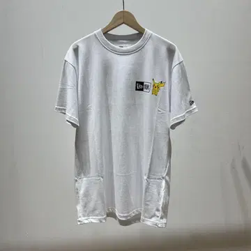 NEW ERA 포켓몬 콜라보 티셔츠 화이트