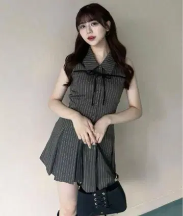 OLIVE des OLIVE 슬리브리스 원피스 그레이