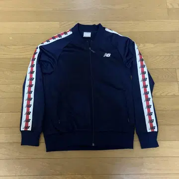 새상품급 New Balance 네이비 저지 사이즈 L