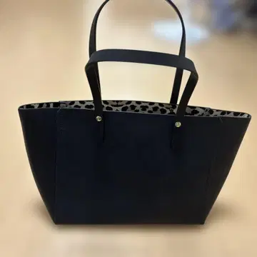 Estee Lauder 토트백 블랙 레오파드 무늬