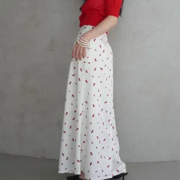 eimy istoire cherry pattern 스커트