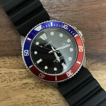 CASIO 다이버 워치 20기압 방수 쿼츠
