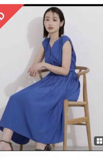 [새상품급] NATURAL BEAUTY BASIC 슬리브리스 원피스 블루