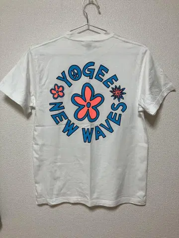 YOGEE NEW WAVES 굿즈 로고 T셔츠