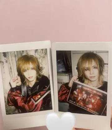 Royz 토모야 폴라로이드 2장