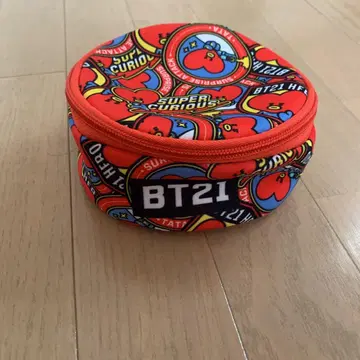 BTS BT21 TATA 파우치 공식
