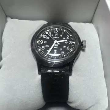 미사용 새상품 TIMEX x WDS ORGINAL camper