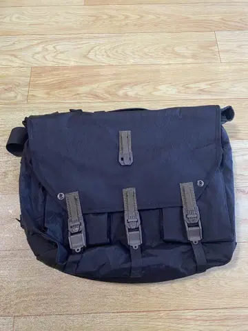ACRONYM 3A-5 메신저 백 블랙