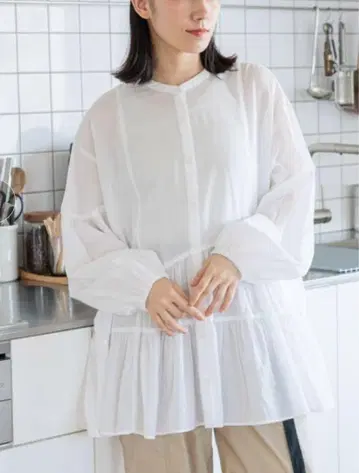 니코앤드 프리미엄 론 티어드 블라우스 긴팔