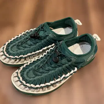 KEEN 뜨개질 샌들 다크 그린