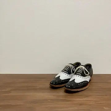 chausser  윙팁 블랙 x 화이트 23 가죽 신발