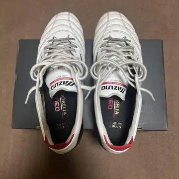 Mizuno Morelia neo 4 화이트 스파이크 슈즈 25cm