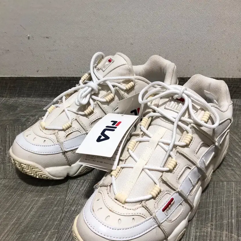 FILA 휠라 (New) FILA Fila Ivory Sneakers 280 #필라,#휠라,#Fila