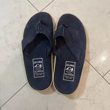 ISLAND SLIPPER 샌들