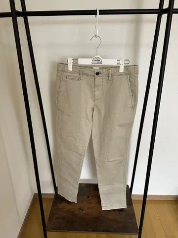 GAP 치노 팬츠 새상품급 스트레이트 팬츠