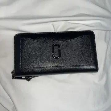 MARC JACOBS 장지갑