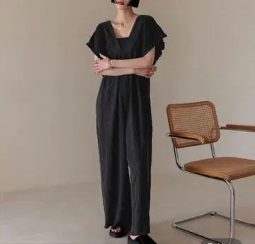요류 셔링 멜빵바지 로리즈팜 미사용 새상품 이번 시즌 신상