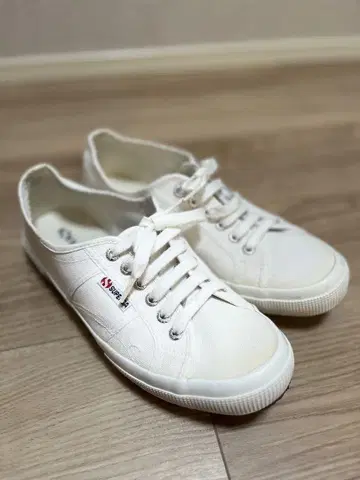 스페르가 스니커즈 사이즈 43 (27.5cm)